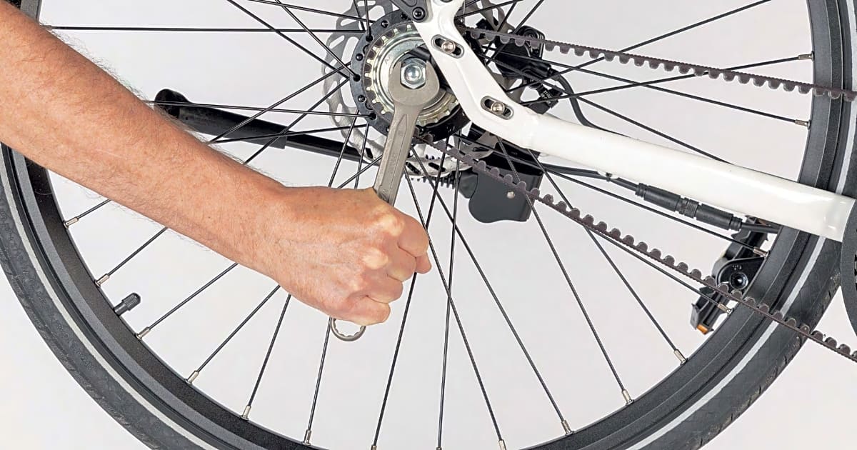EBikeWerkstatt In 4 Schritten NabenmotorHinterrad aus und einbauen MYBIKE