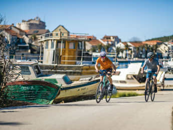 Auf der Überholspur - Fitnessbikes im Test