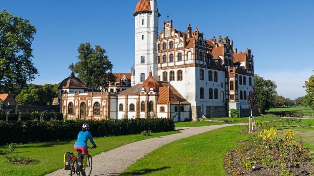 Mit dem Fahrrad auf dem Schlösser-Rundweg
