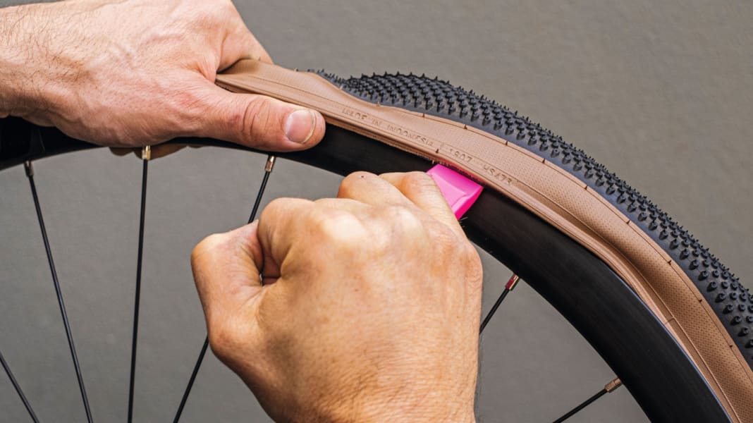 Reifenmontage: Das hilft, wenn der Reifen nicht auf die Felge will