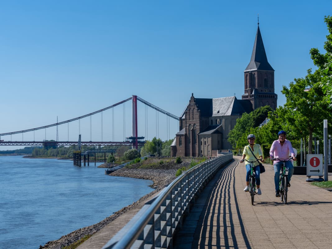 Stadt. Land. NIEDERRHEIN.