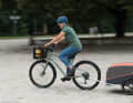 Flexible Gepäcktransportlösungen ermöglichen den innerstädtischen Umstieg vom Auto auf das Fahrrad.  Foto: www.pd-f.de / Phil Pham