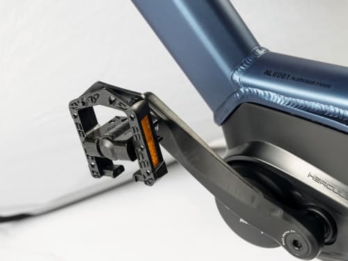 Schlanke Linie im Stand: Das Klapp-Pedal am Hercules 