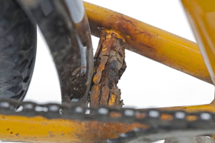 Fahrradrahmen werden durch Streusalz extrem angegriffen. | pd-f