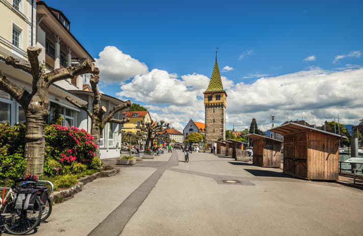 Hier startet die Leibachtal-Radrunde: Inselstadt Lindau mit ihrer sehenswerten Altstadt und dem Mangturm.