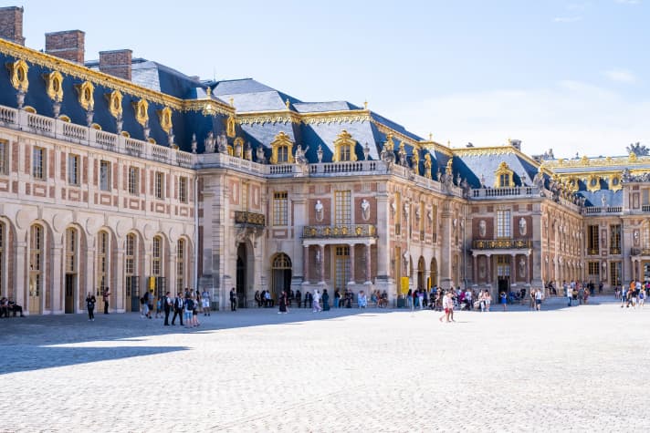 Eine Streckenvariante des Veloscenic-Radwegs führt vorbei an Schloss Versailles.