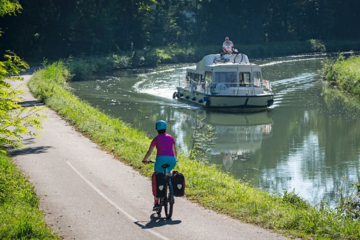   Am Wasser nach Lyon: Frankreichs neuer Fernradweg verbindet Kurbeln und Kulinarik.