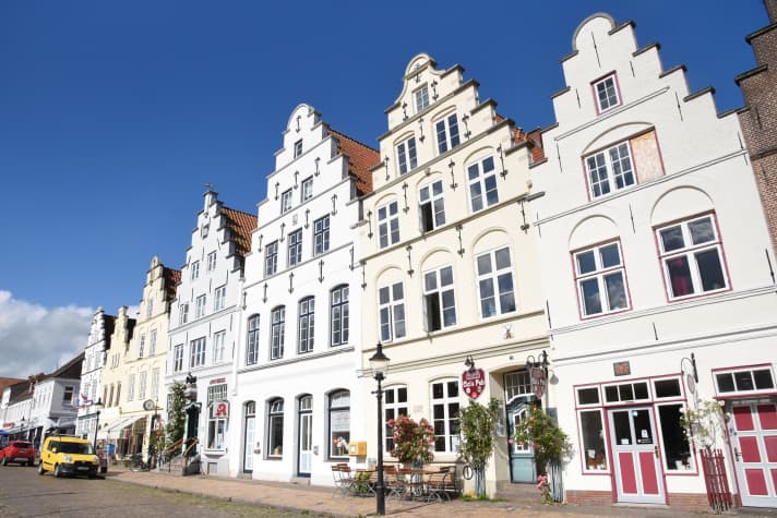 Prachtvolle Häuserfassaden in Friedrichstadt