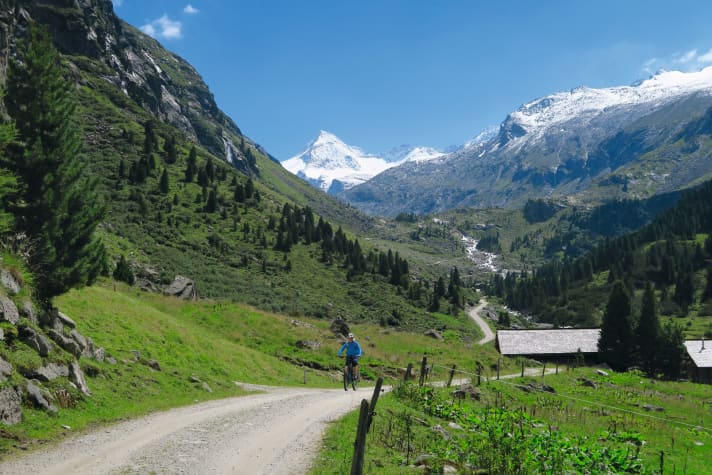 Für die Touren in den Alpentälern empfiehlt sich ein E-Bike