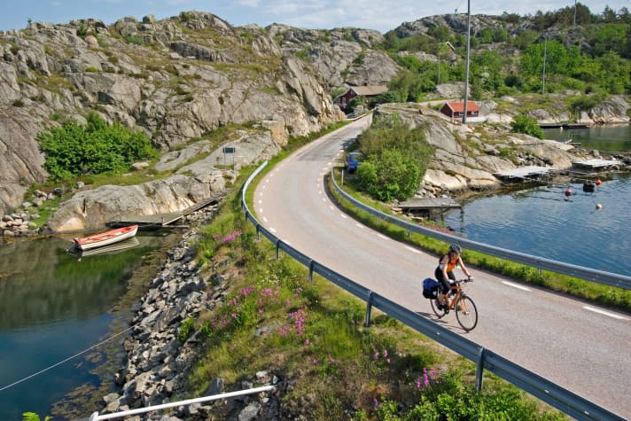 Felsige Inselchen, kleine Buchten, rote Häuschen: Südschweden zeigt sich in Skåne von seiner schönsten Seite