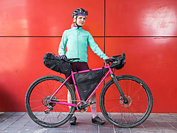 Bikepacking-Taschen vs. Touring-Taschen