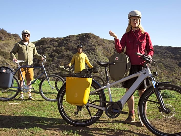 Neue Bikepacking-Kollektion von Specialized und Fjällräven