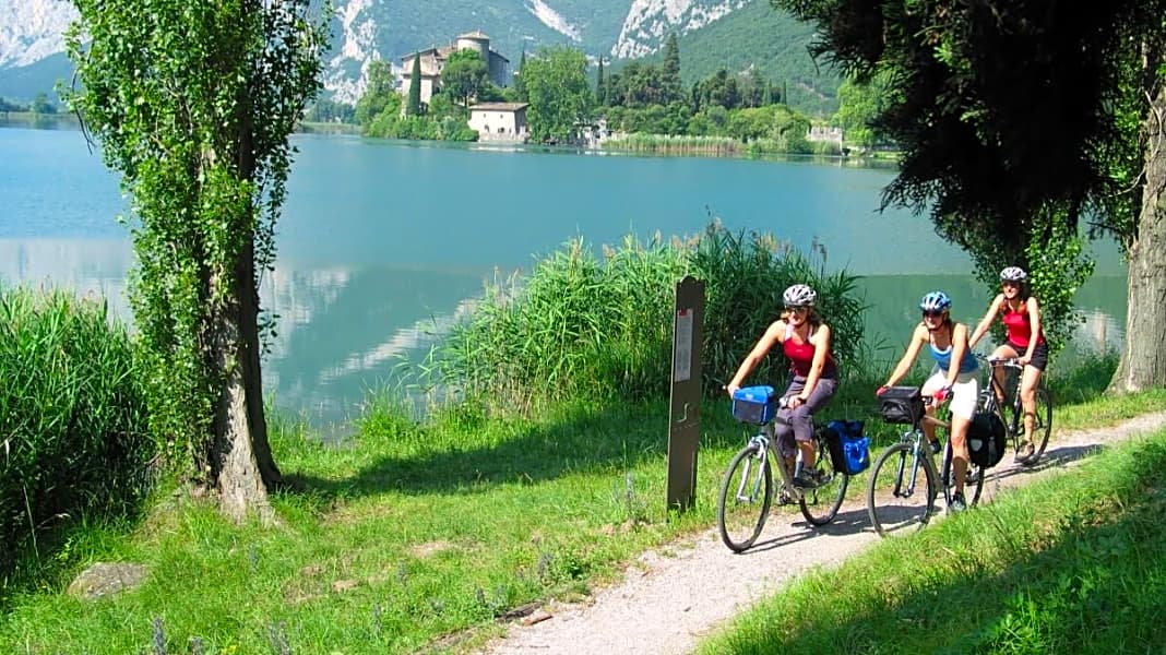 Neue Radwege machen das bergige Trentino attraktiv