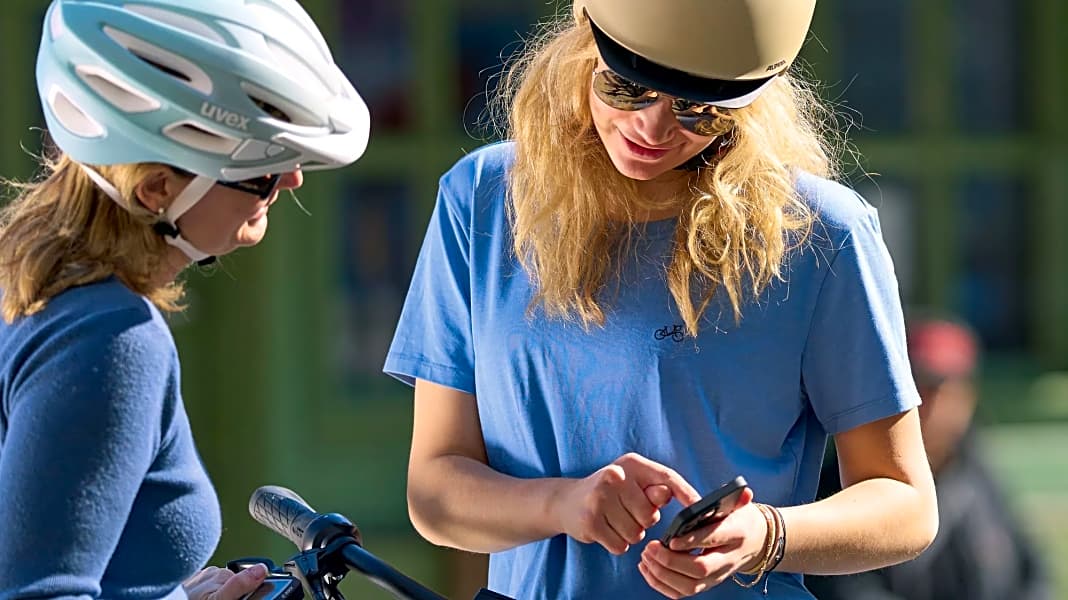 Navigation bei Radtouren: Smartphone oder GPS-Gerät?