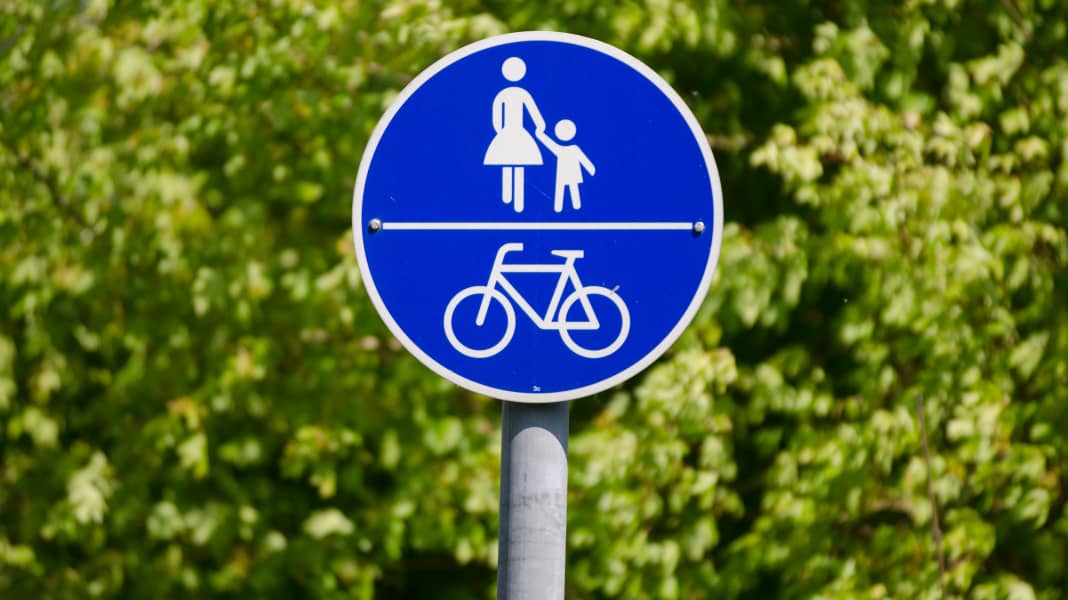 Rechtstipp: Rücksicht auf Fußgänger auf kombiniertem Rad- und Gehweg
