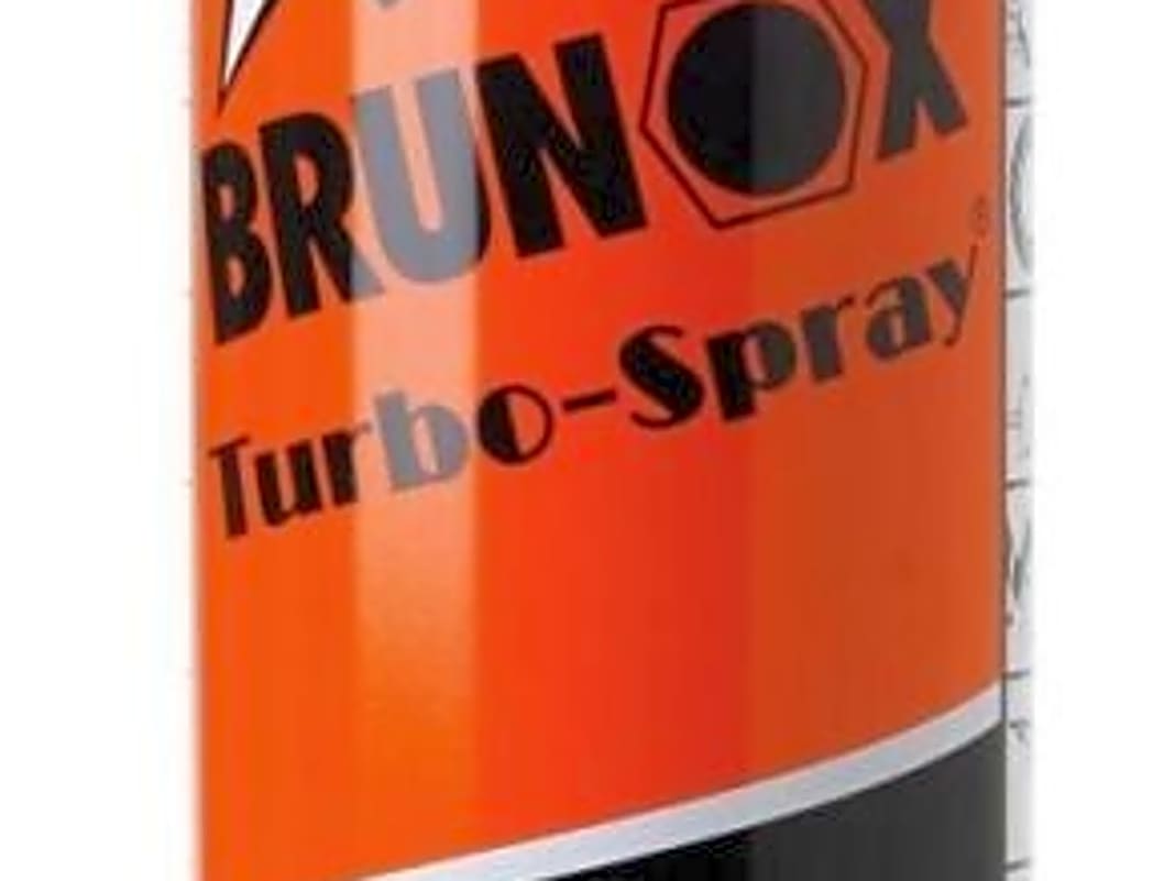 Die Mechanik von Schaltwerken und -hebeln, sowie Zughüllen profitieren von kriechfähigem Öl. Brunox Turbo-Spray, www.brunox.com