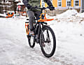 Ein Spikereifen ist bei eisigen Bedingungen und auf hartem Schnee die erste Wahl für Winterradler: Hier der Schwalbe "Ice Spiker Pro". | Lux Fotowerk