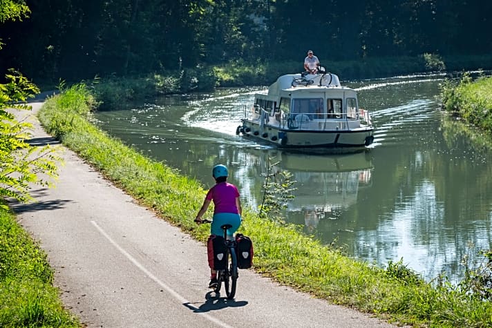   Am Wasser nach Lyon: Frankreichs neuer Fernradweg verbindet Kurbeln und Kulinarik.