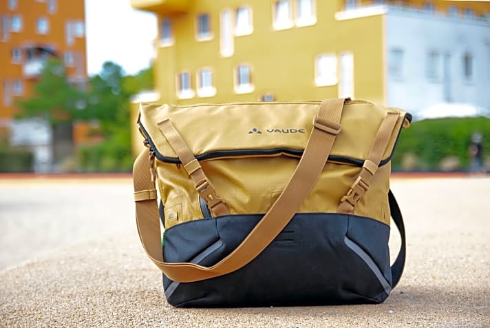 Ganz schön praktisch: zwölf stadtfeine Taschen für Laptop, Pausenbrot & Co. | Foto. MYBIKE