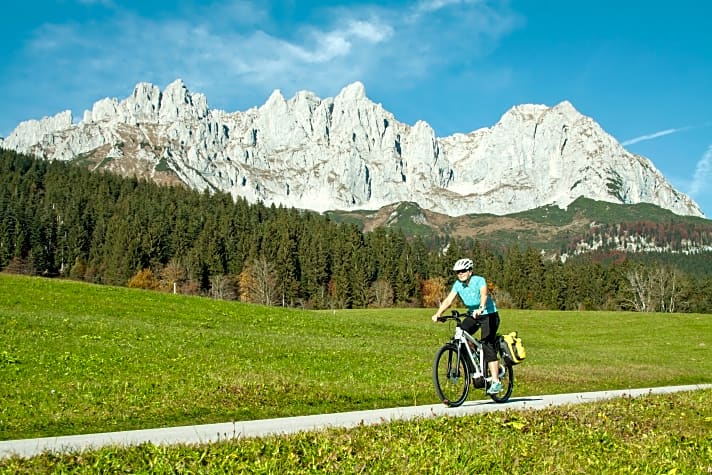 Alpine Aussichten: Der wilde Felskamm im Norden Tirols lässt sich in 
zwei Tagen elegant umrunden.